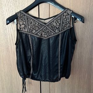 BCBG crop top